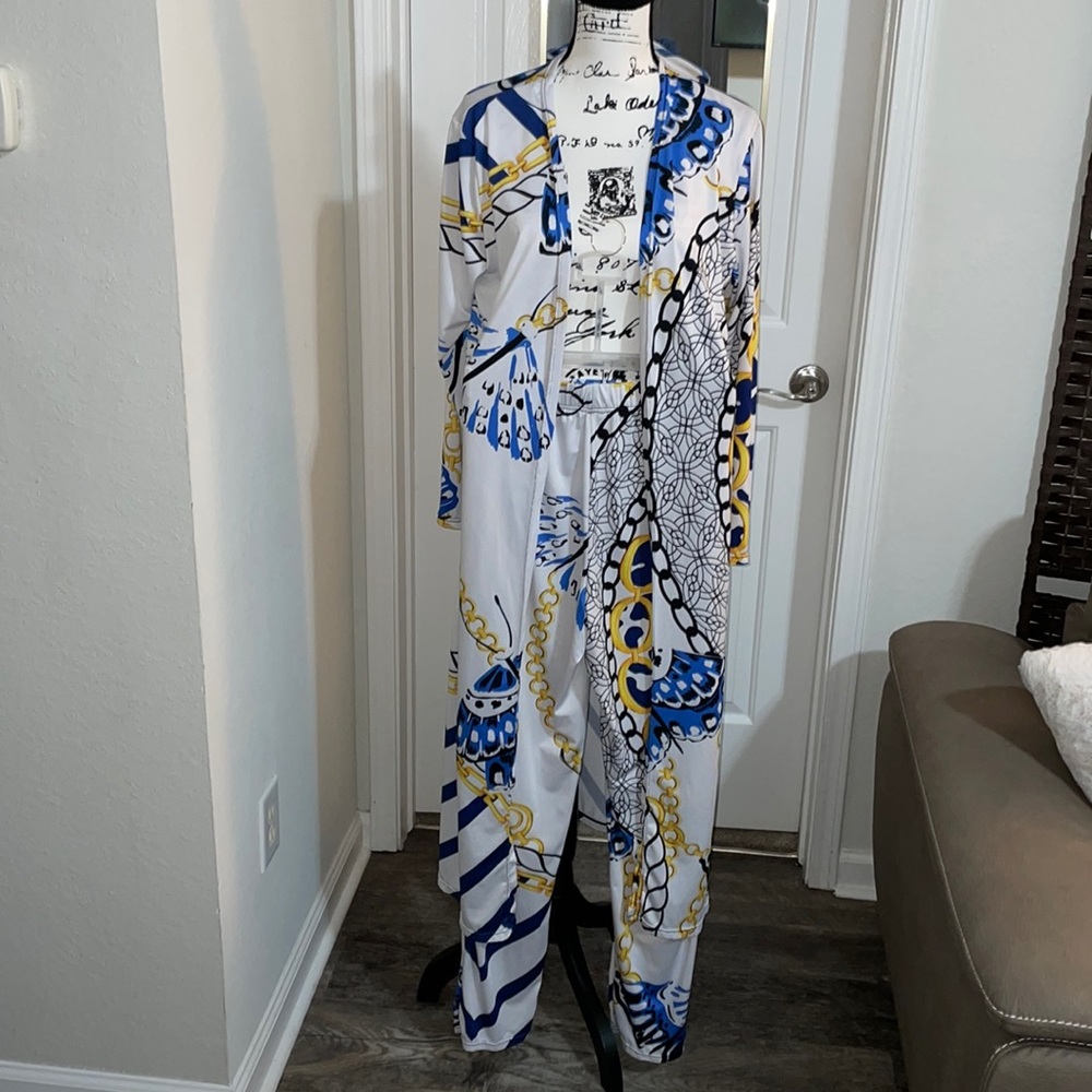 Two piece set